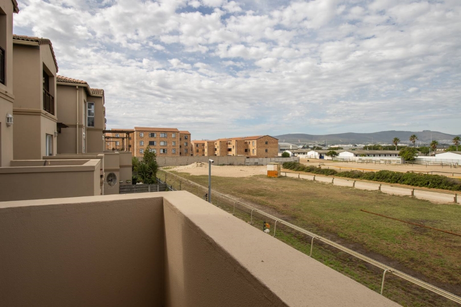 3 Bedroom Property for Sale in Royal Ascot Western Cape